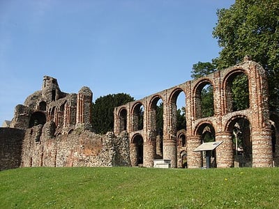 St. Botolph's Priory (Ruins)
