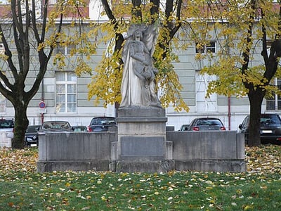 Statue de Jeanne-d'Arc à la Savoie
