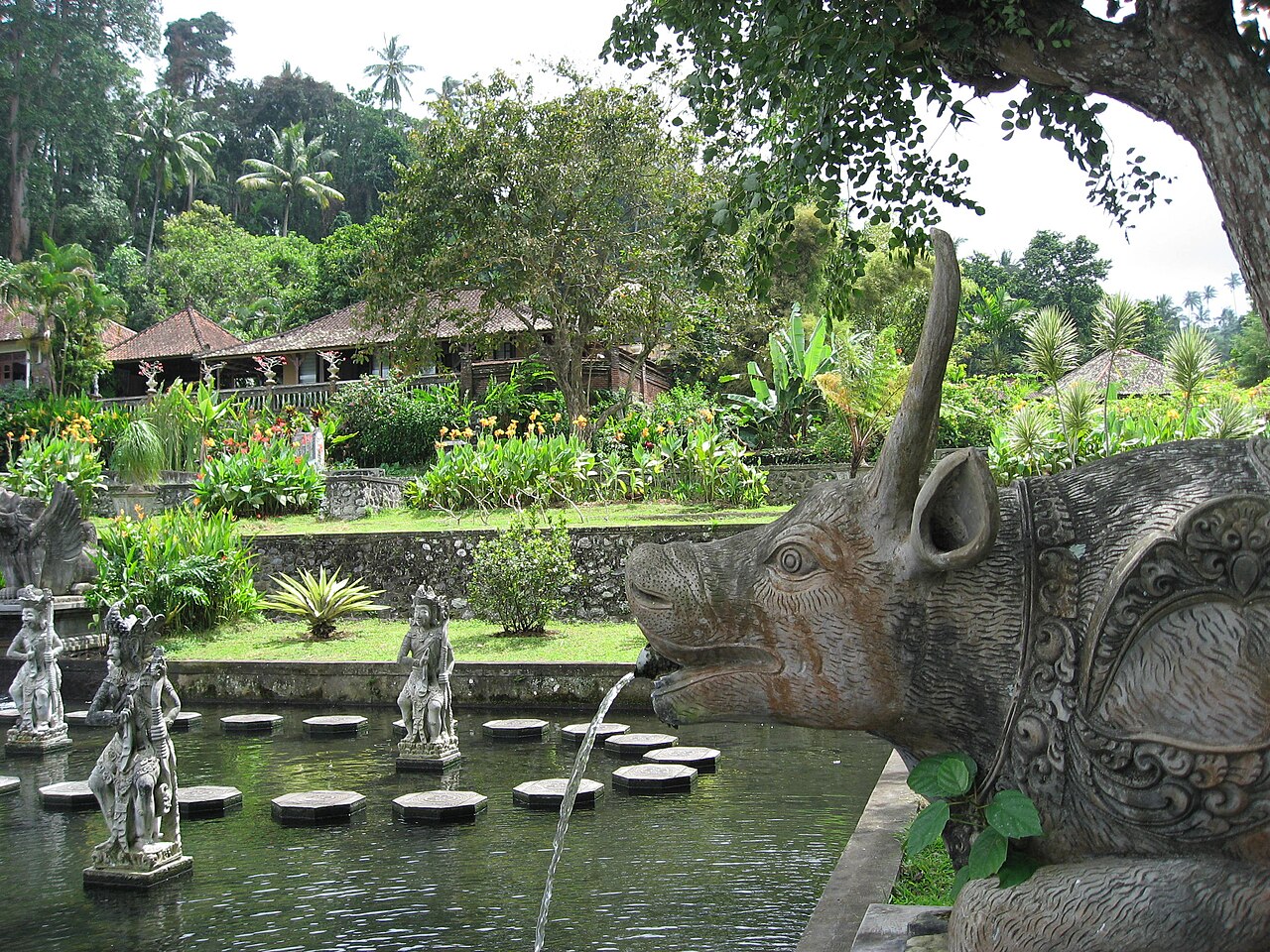 Tirta Gangga, Indonesia