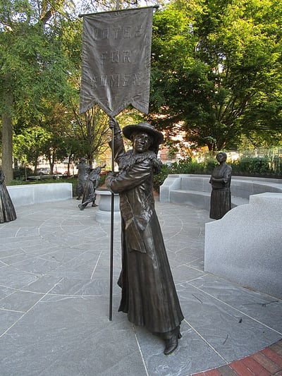Virginia Women's Monument